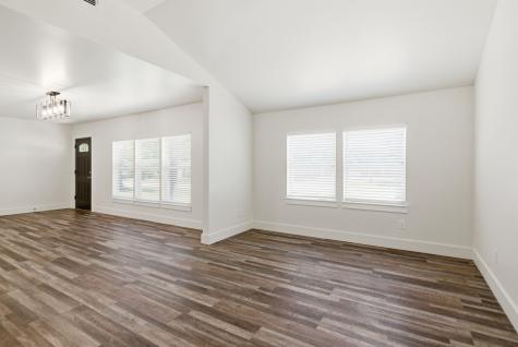 105 Anderson Street Burleson TX 76028