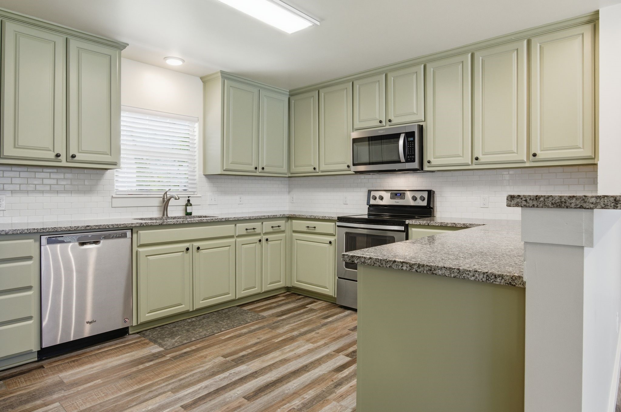 105 Anderson Street Burleson TX 76028