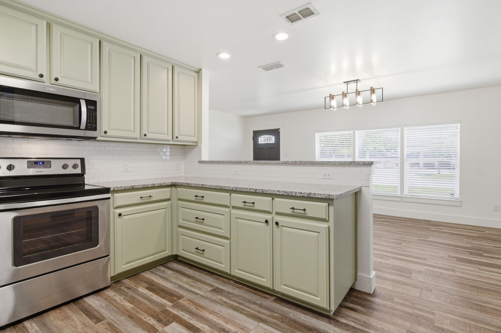 105 Anderson Street Burleson TX 76028