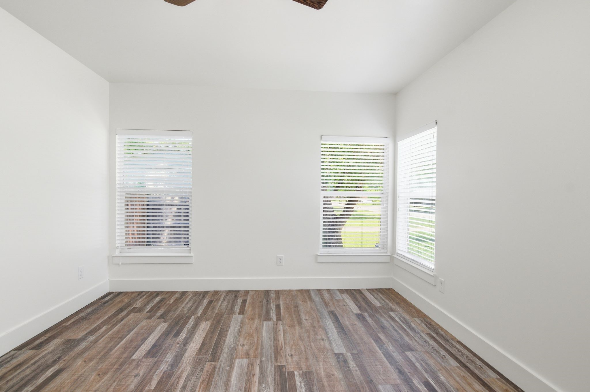 105 Anderson Street Burleson TX 76028