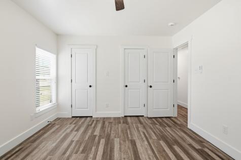 105 Anderson Street Burleson TX 76028