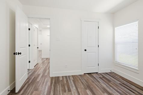 105 Anderson Street Burleson TX 76028