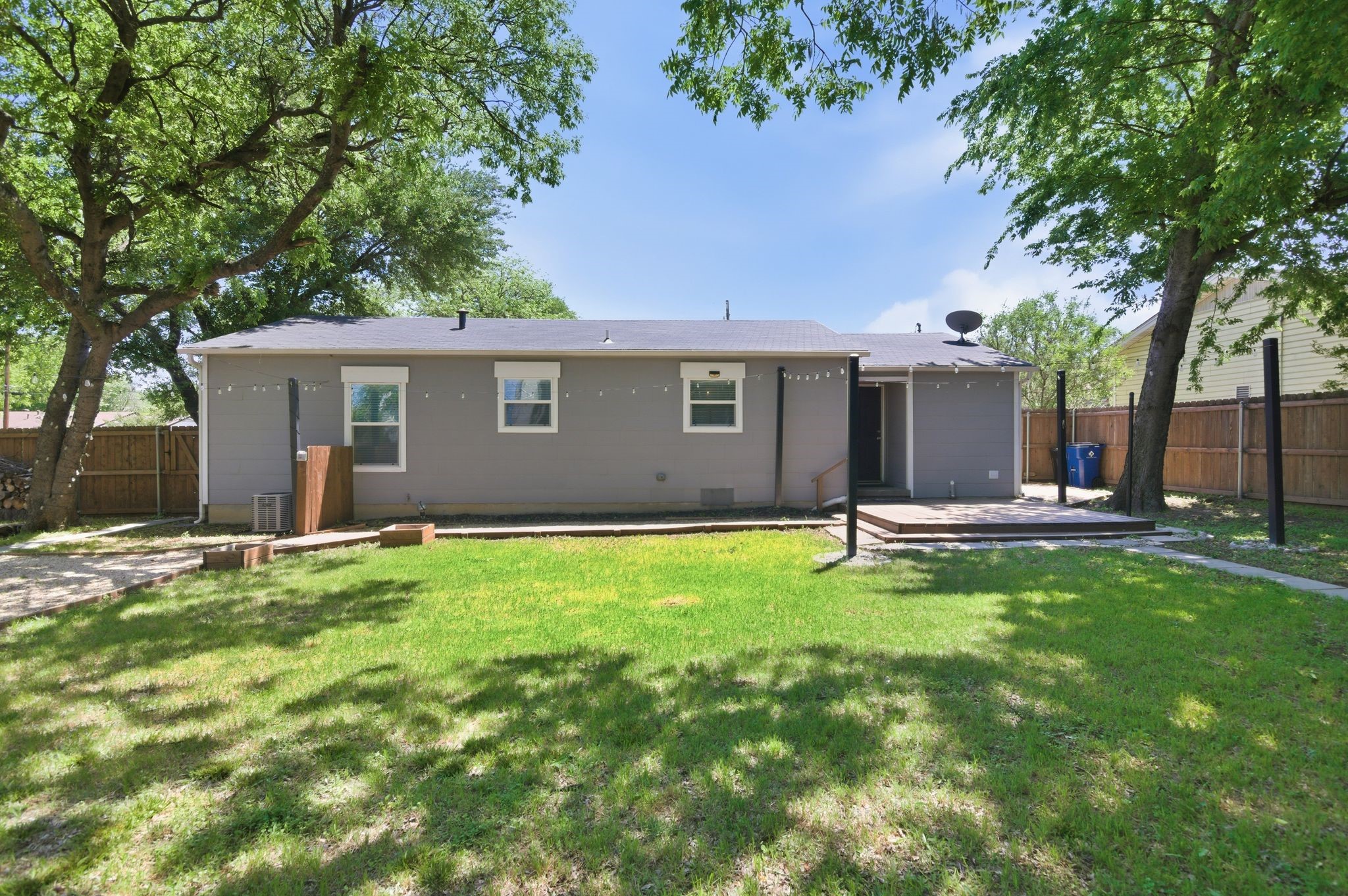 105 Anderson Street Burleson TX 76028