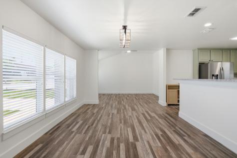 105 Anderson Street Burleson TX 76028