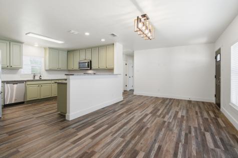 105 Anderson Street Burleson TX 76028