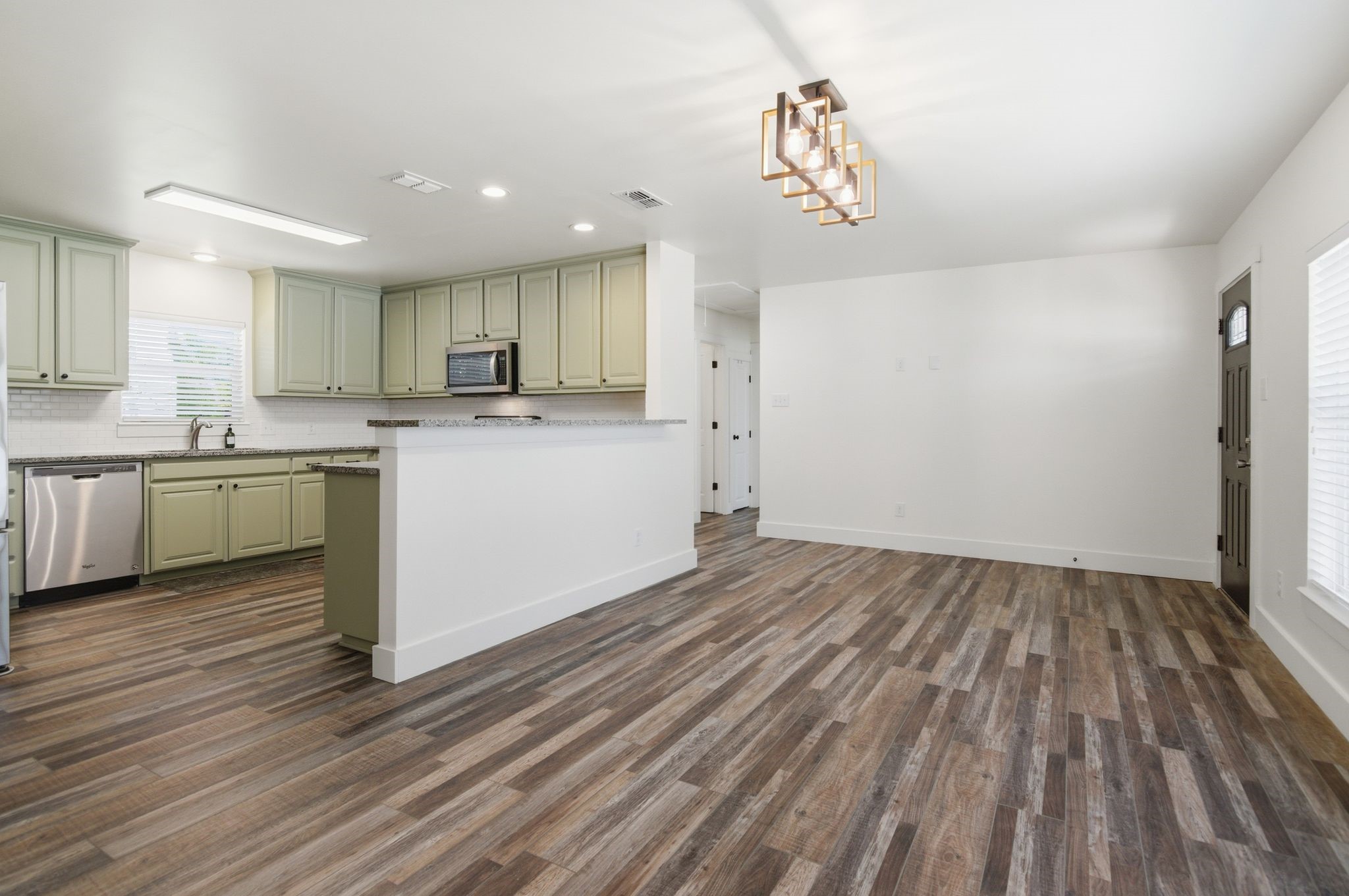 105 Anderson Street Burleson TX 76028