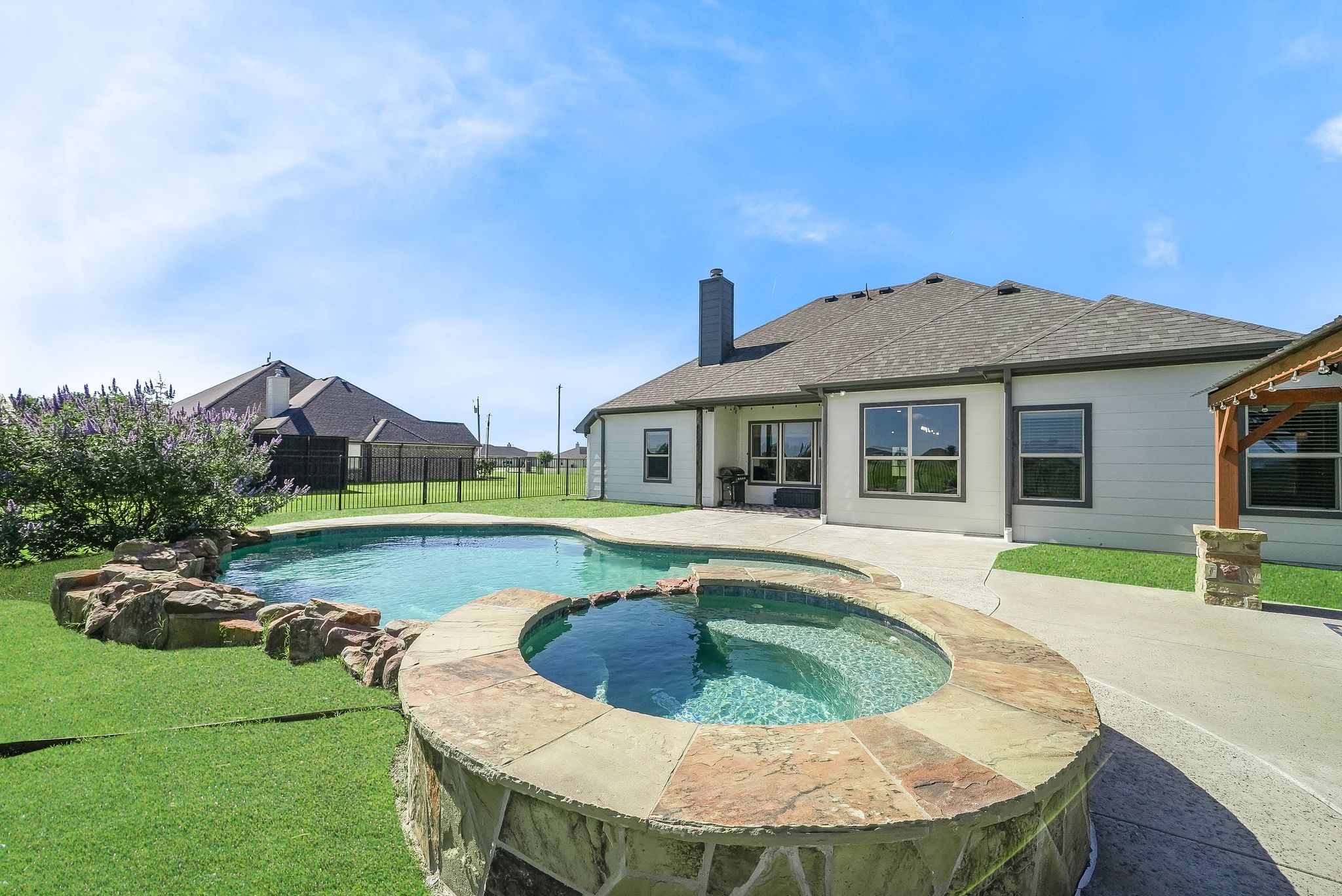 2423 County Road 2710 Caddo Mills TX 75135