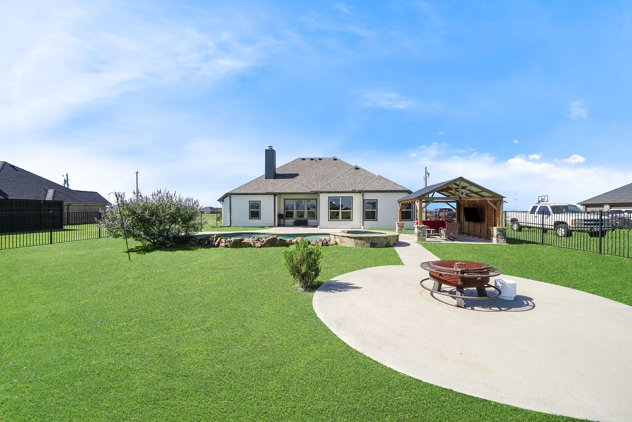 2423 County Road 2710 Caddo Mills TX 75135