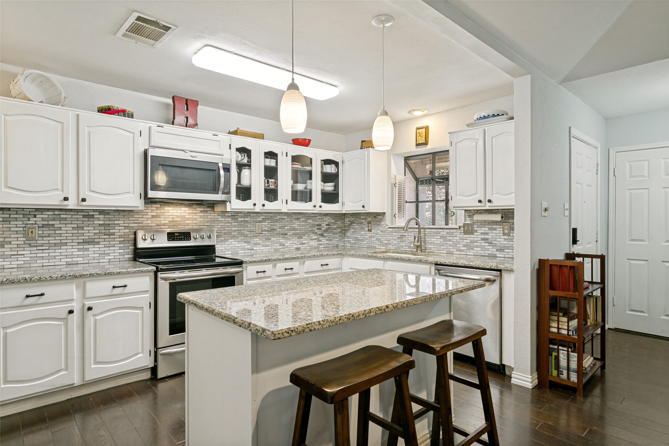 3020 Everest Drive Bedford TX 76021