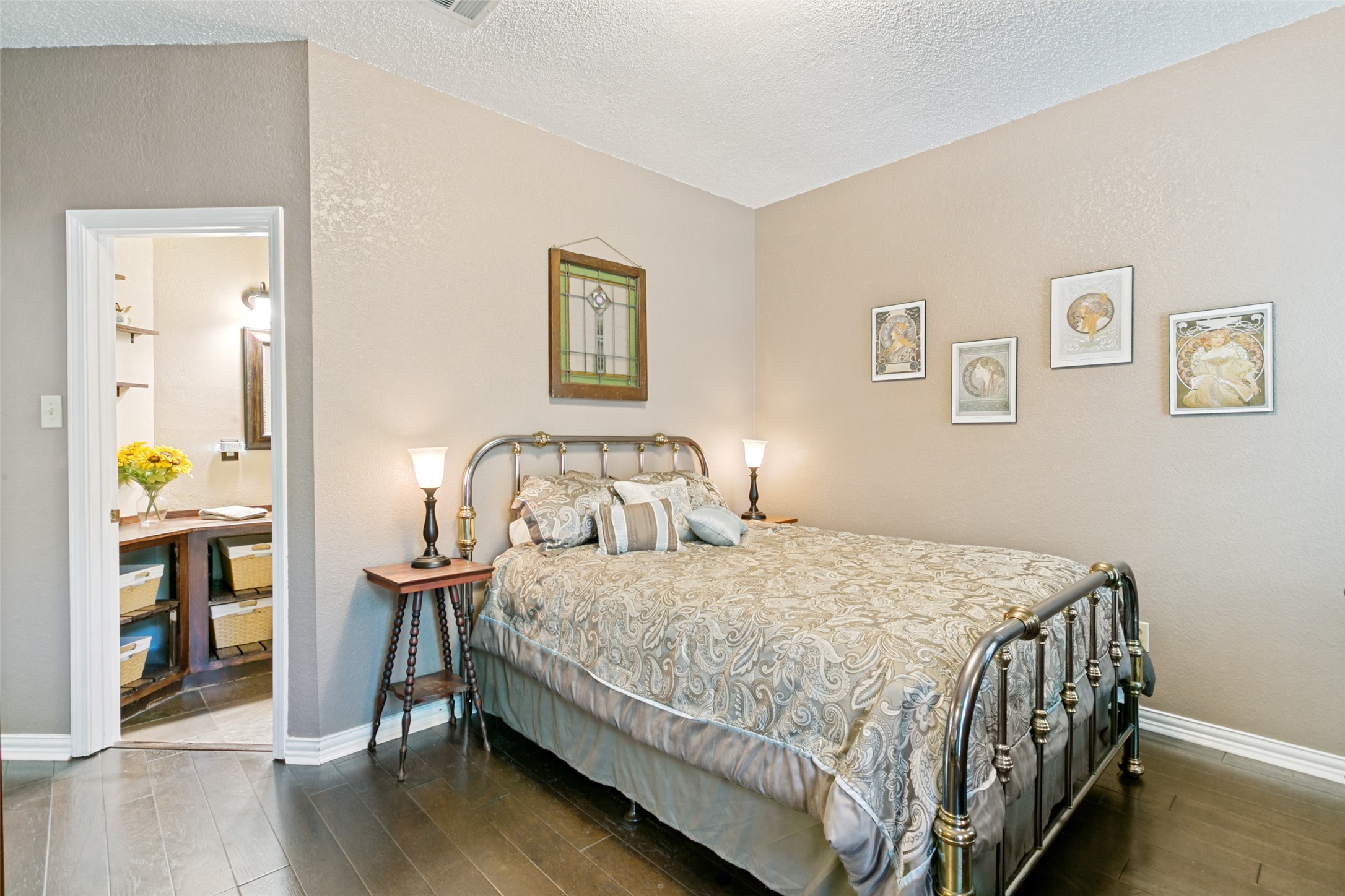 3020 Everest Drive Bedford TX 76021