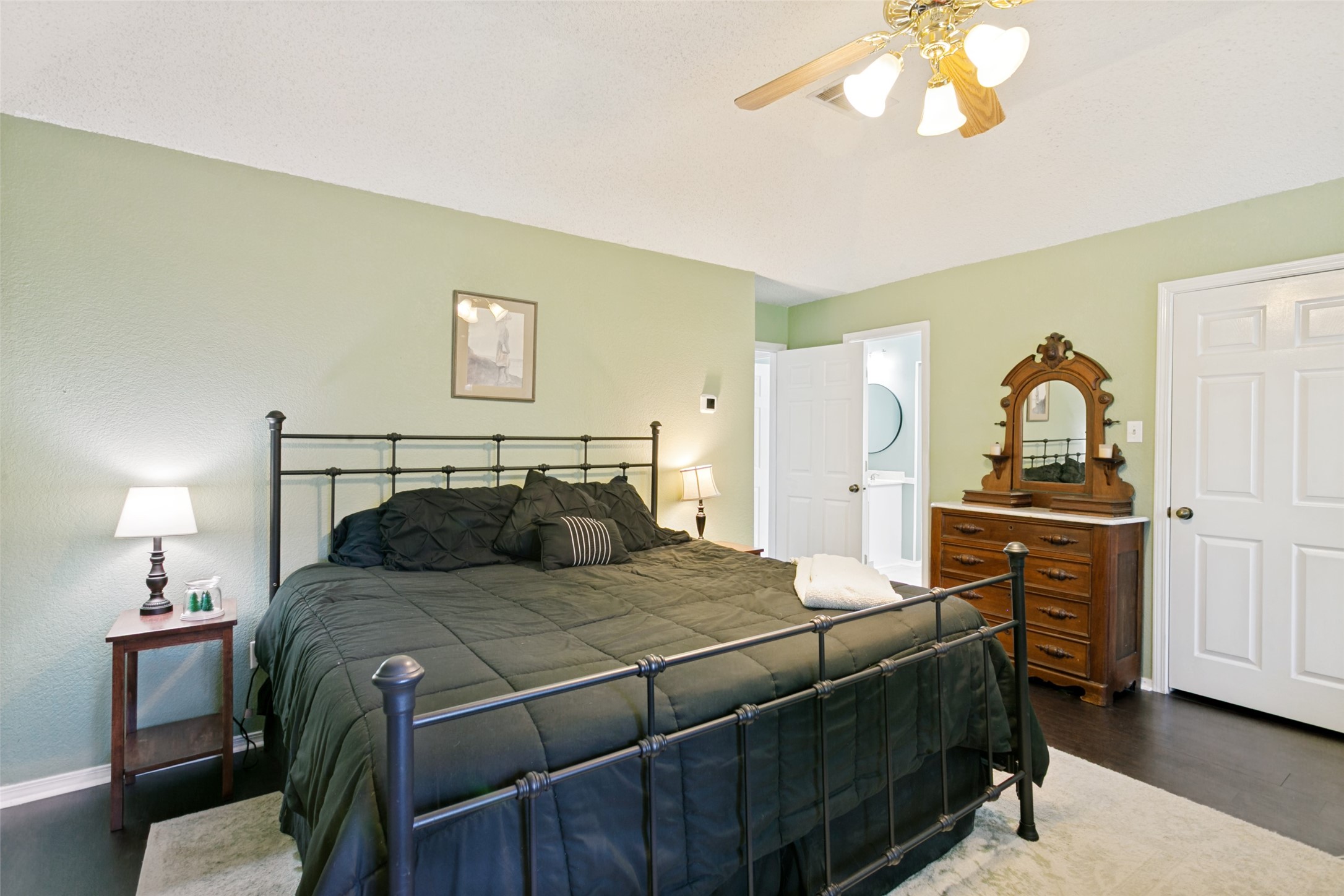 3020 Everest Drive Bedford TX 76021