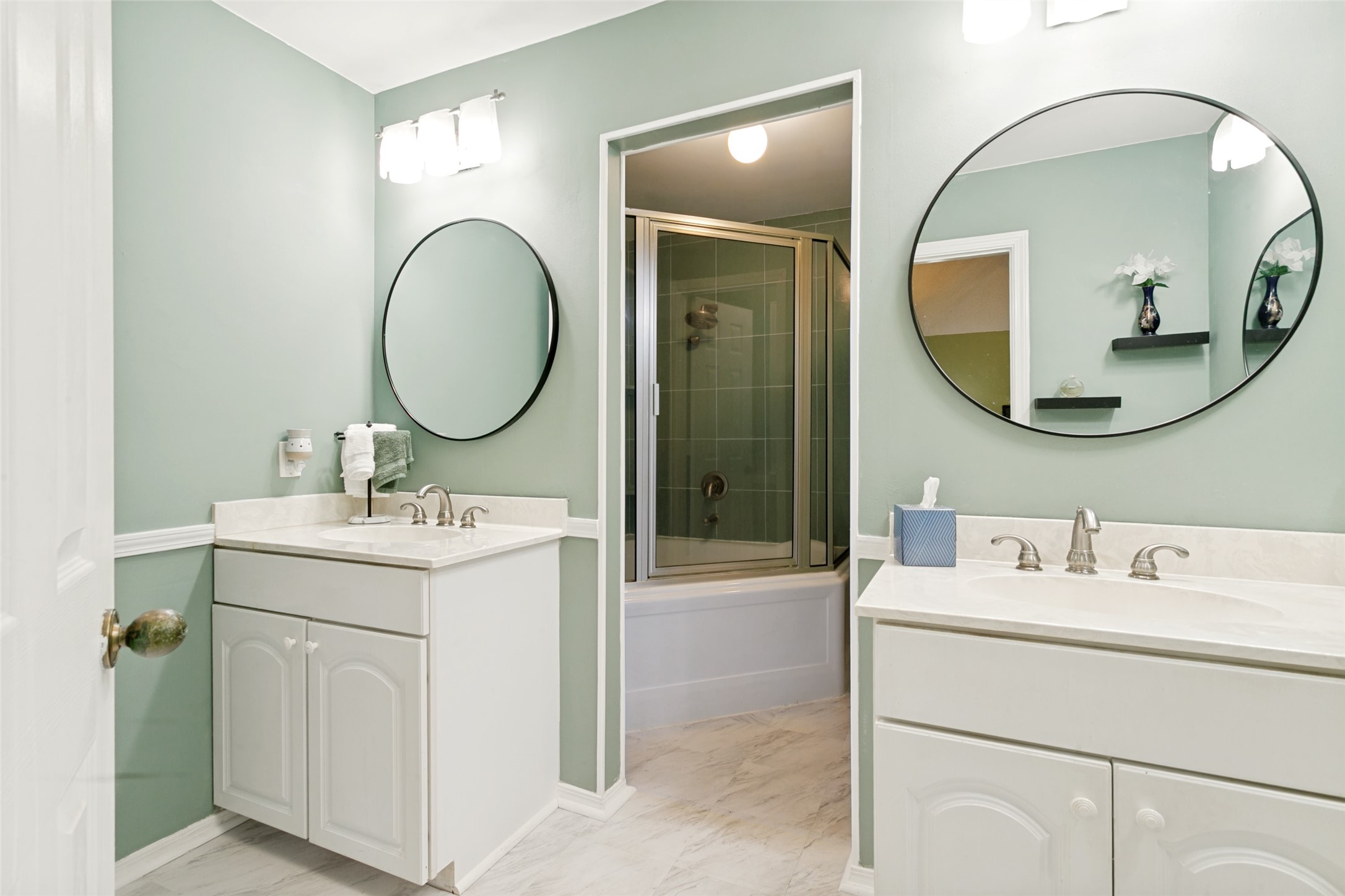 3020 Everest Drive Bedford TX 76021
