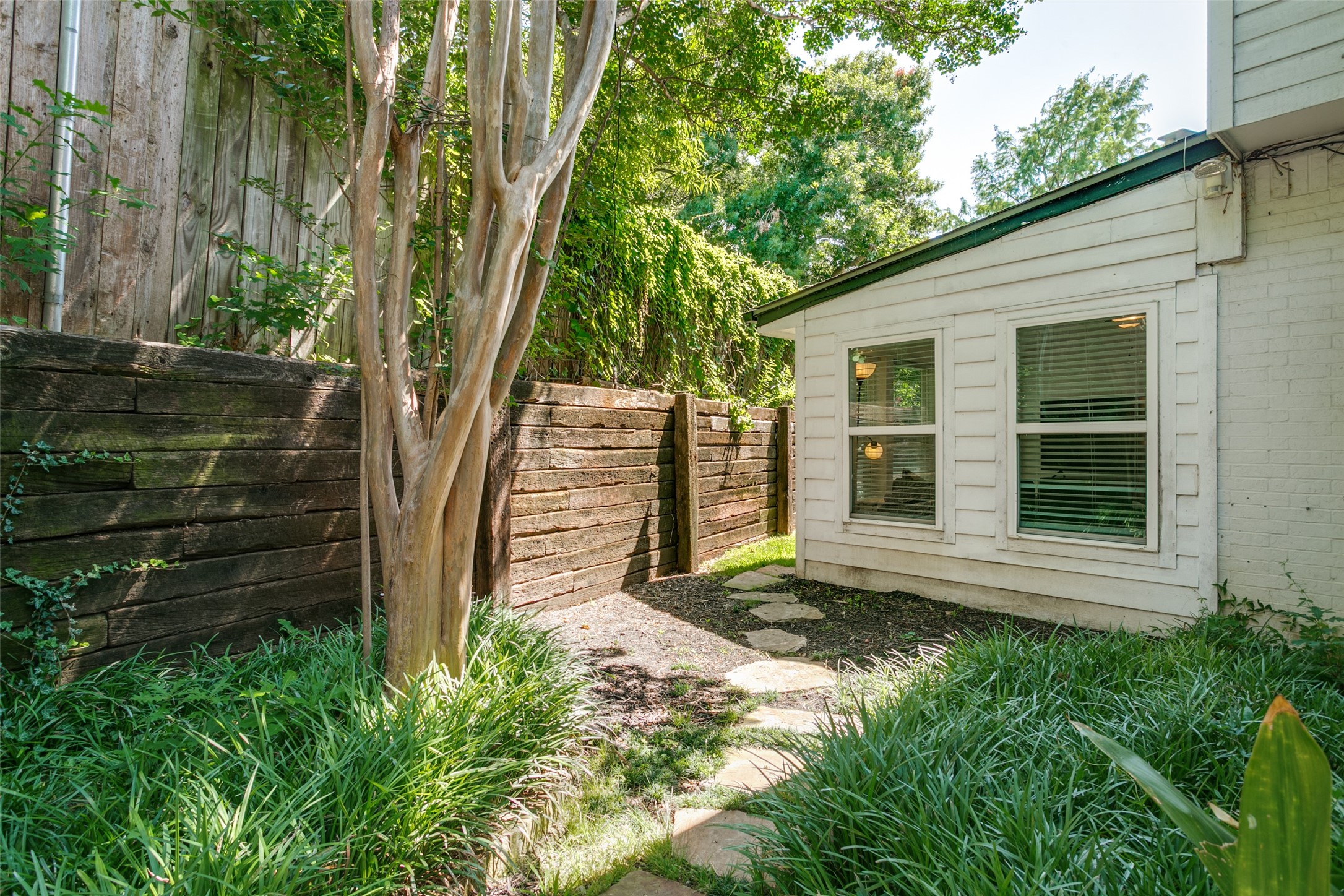 3020 Everest Drive Bedford TX 76021