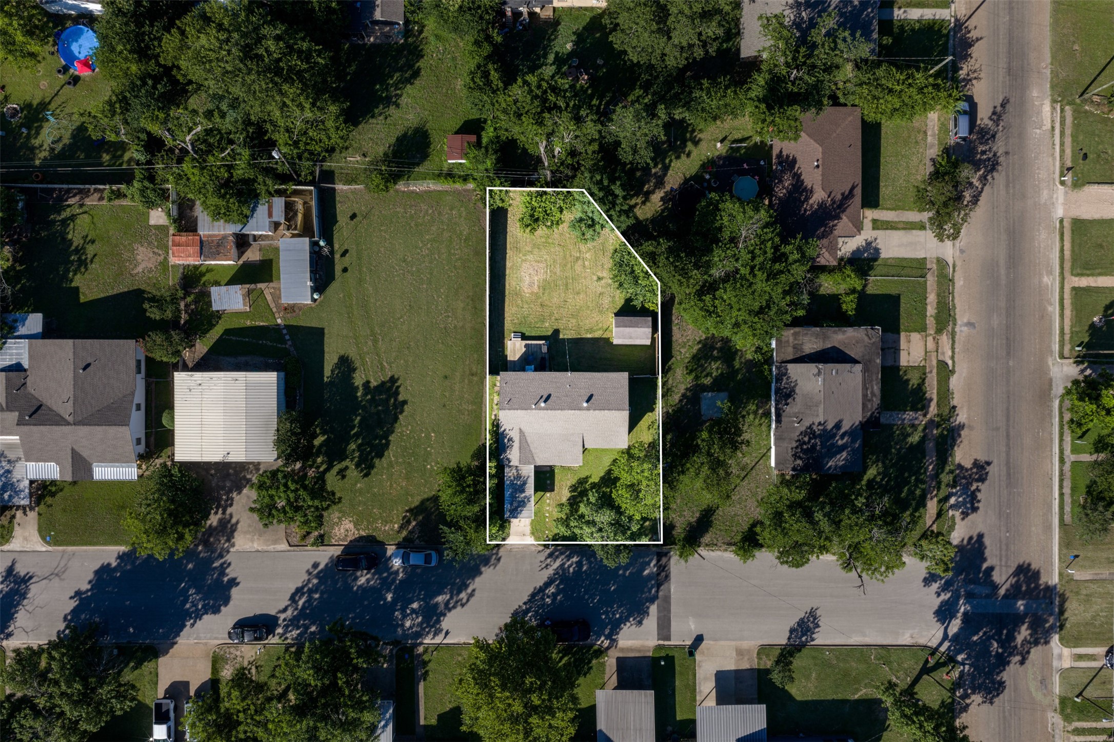 1008 Pierce Street Mcgregor TX 76657