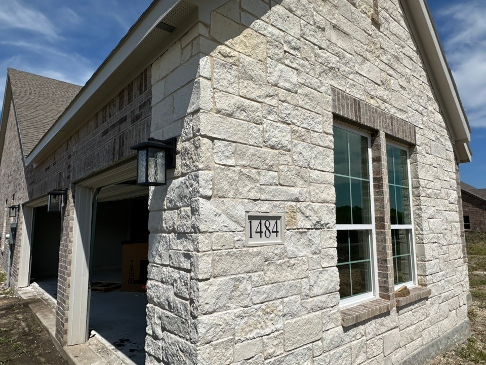 1484 County Road 4910 Leonard TX 75452