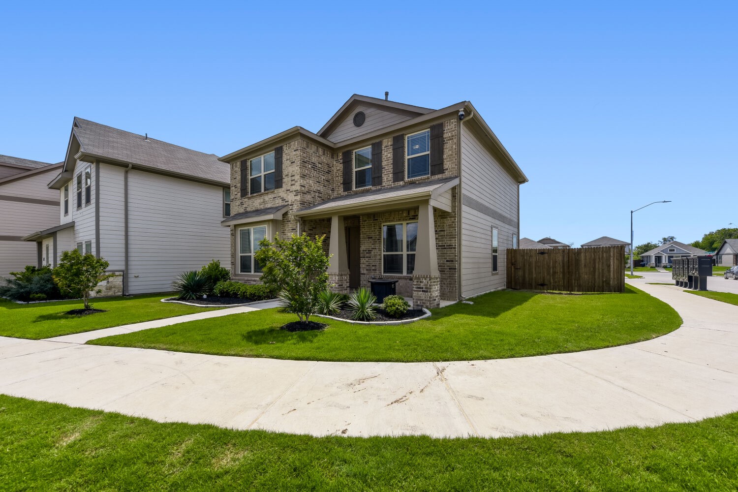 2930 Dixondale Drive Fort Worth TX 76108