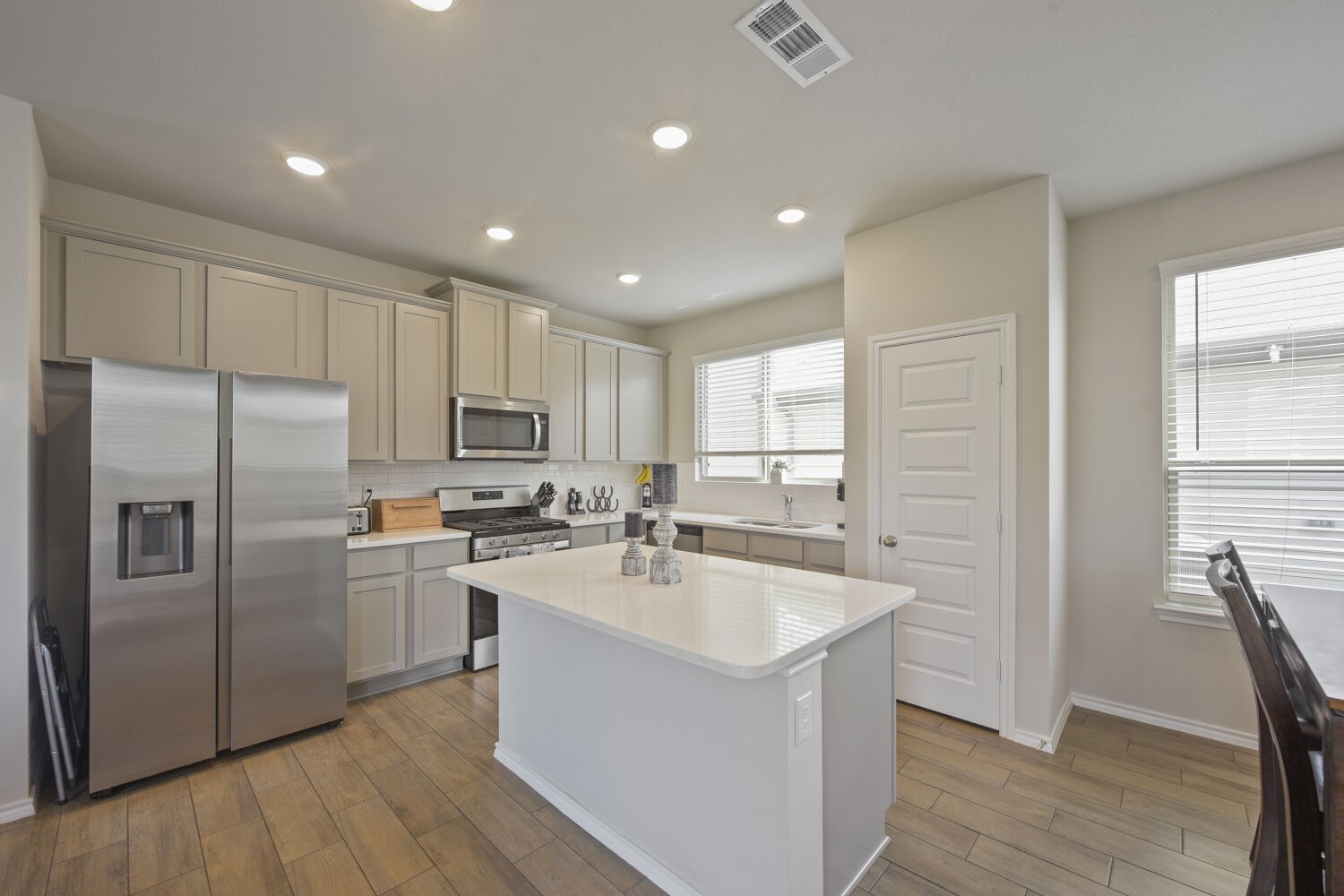 2930 Dixondale Drive Fort Worth TX 76108