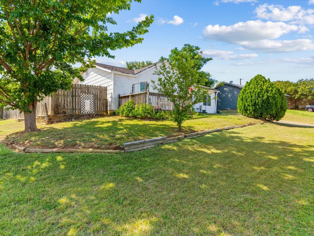 636 Black Hills Drive Burleson TX 76028