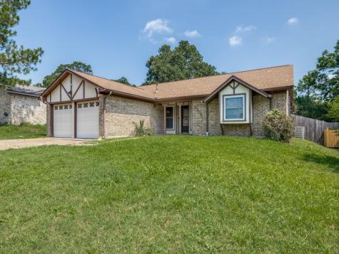 5305 Atlantis Terrace Arlington TX 76016