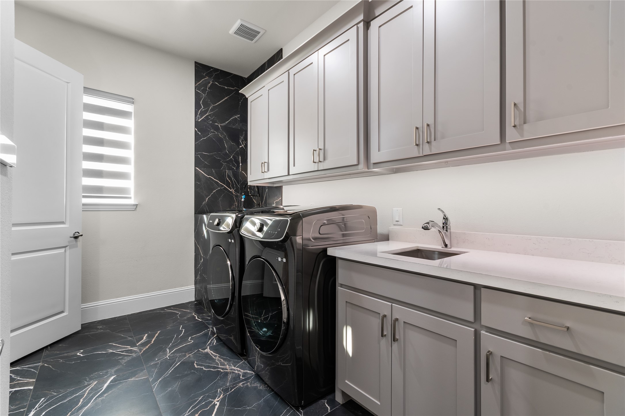 2516 Hampstead Lane Carrollton TX 75010
