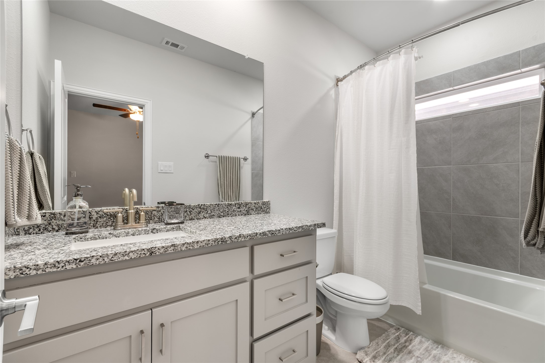 2516 Hampstead Lane Carrollton TX 75010