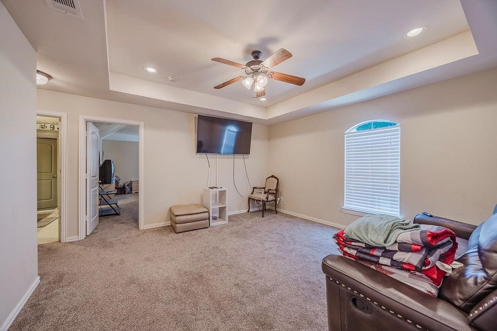 1011 Parview Circle Grand Prairie TX 75104