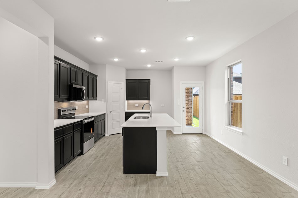 1733 Meadow Crest Drive Aubrey TX 76227