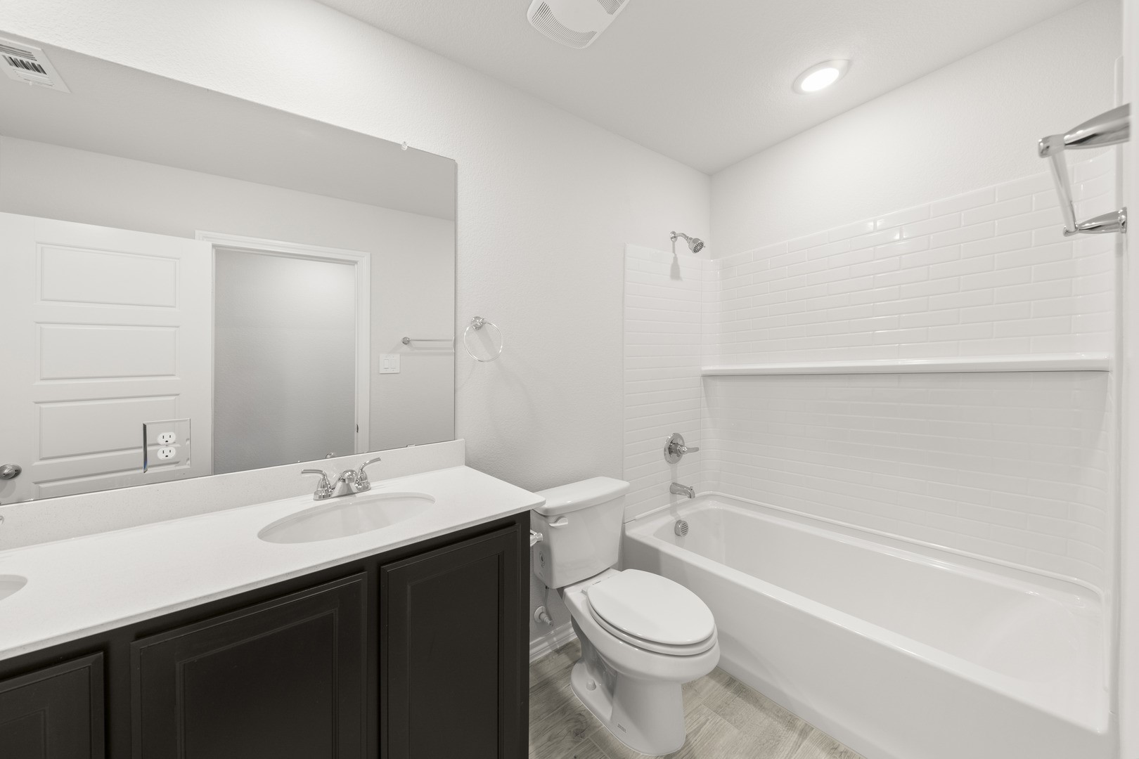 1733 Meadow Crest Drive Aubrey TX 76227