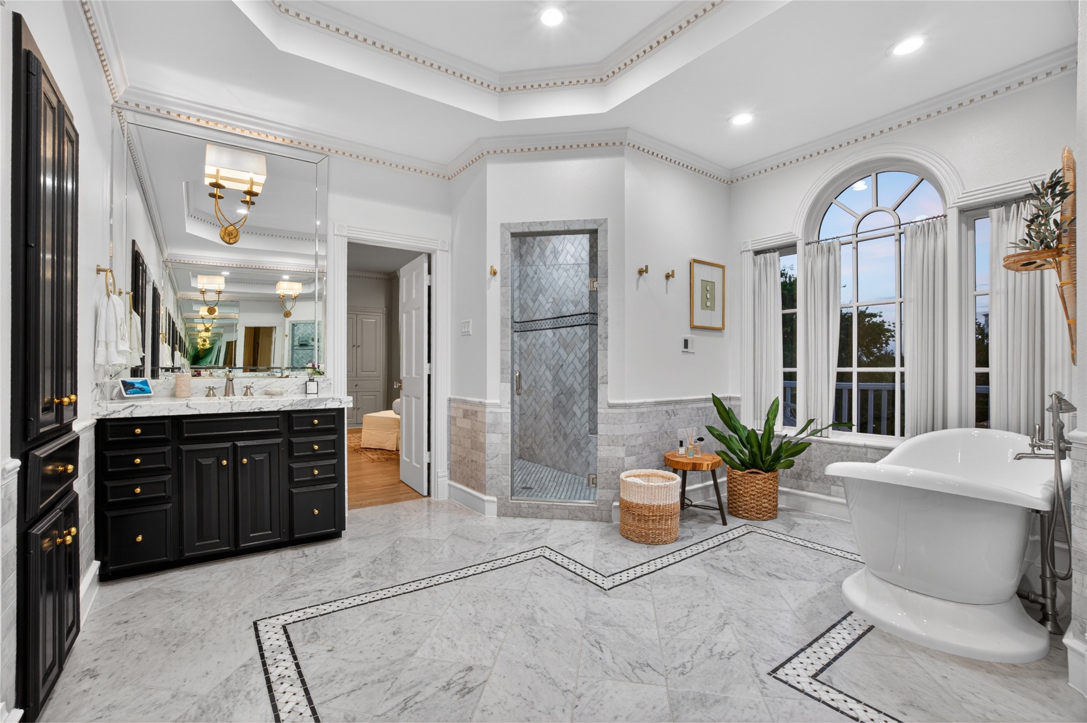 6331 Waggoner Drive Dallas TX 75230