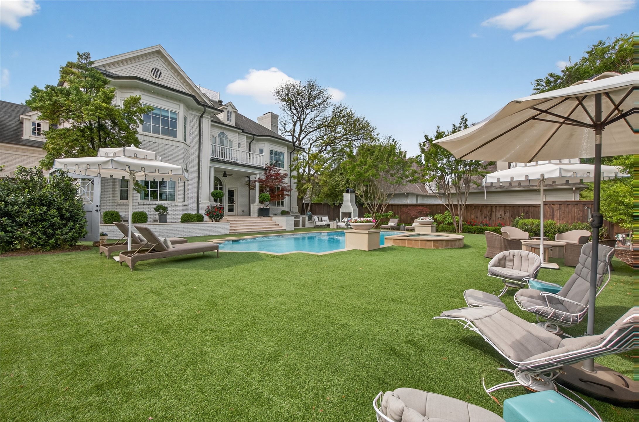 6331 Waggoner Drive Dallas TX 75230