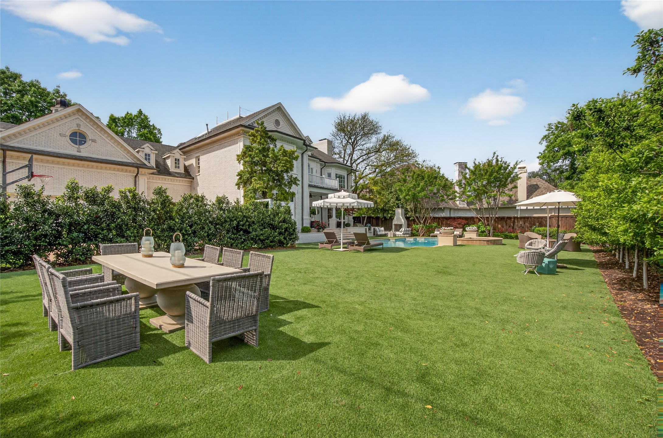 6331 Waggoner Drive Dallas TX 75230