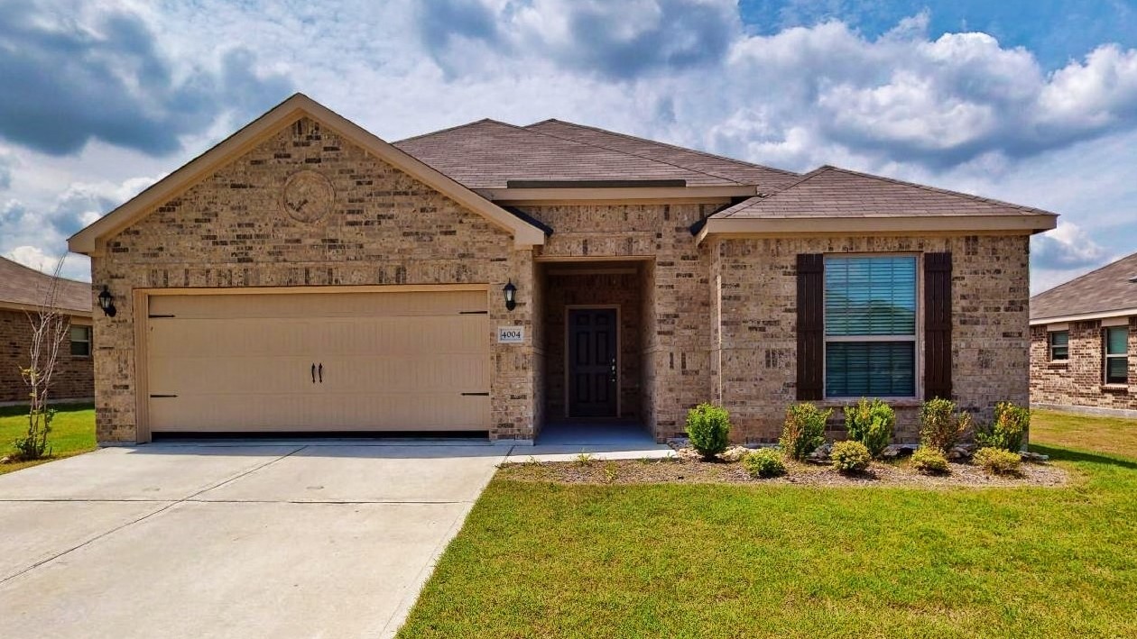 4004 Lakeview Drive Sanger TX 76266