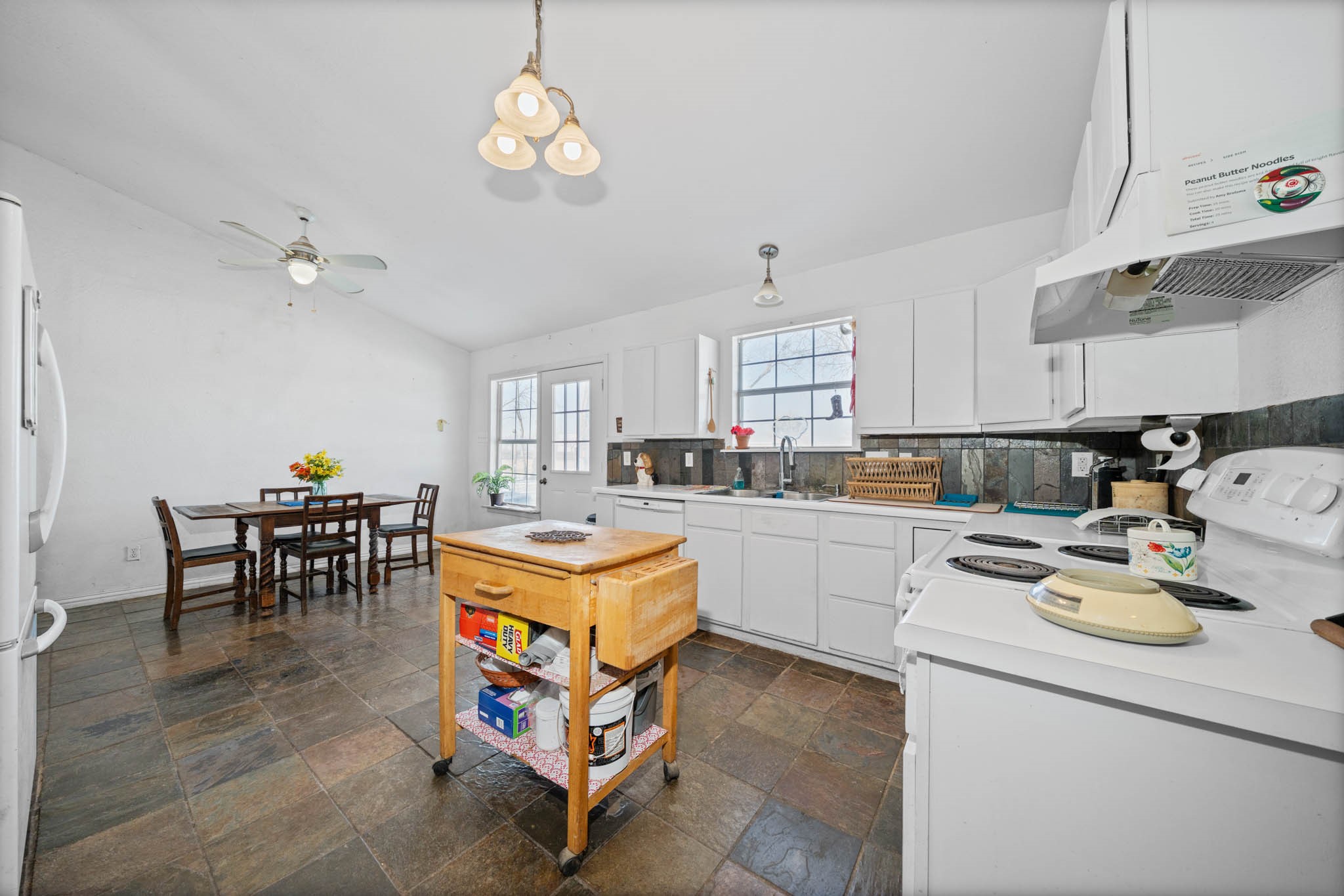 358 E Pecan Street Waxahachie TX 75165