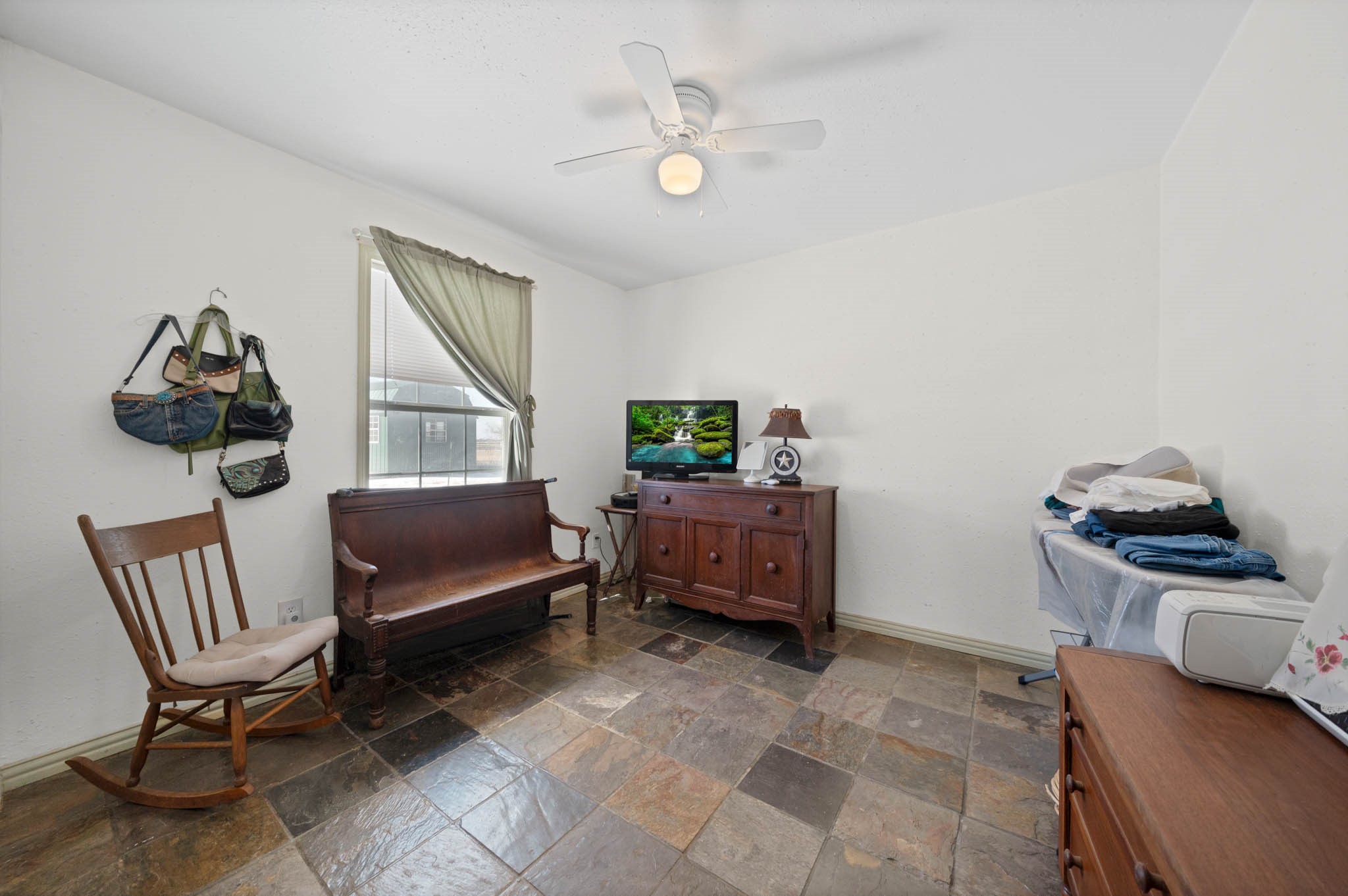 358 E Pecan Street Waxahachie TX 75165