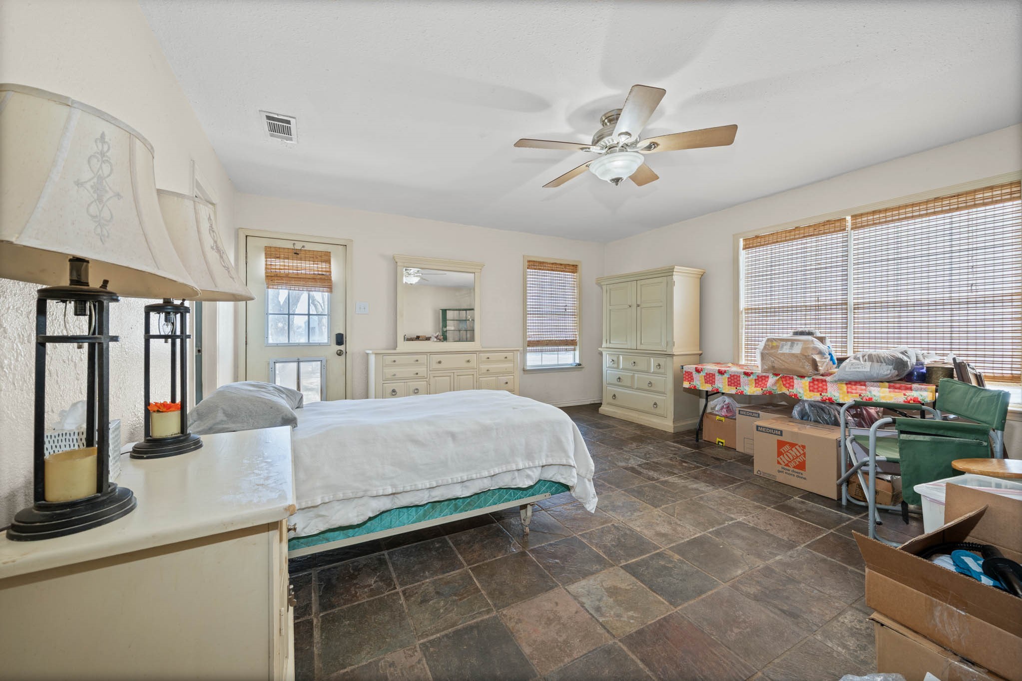 358 E Pecan Street Waxahachie TX 75165