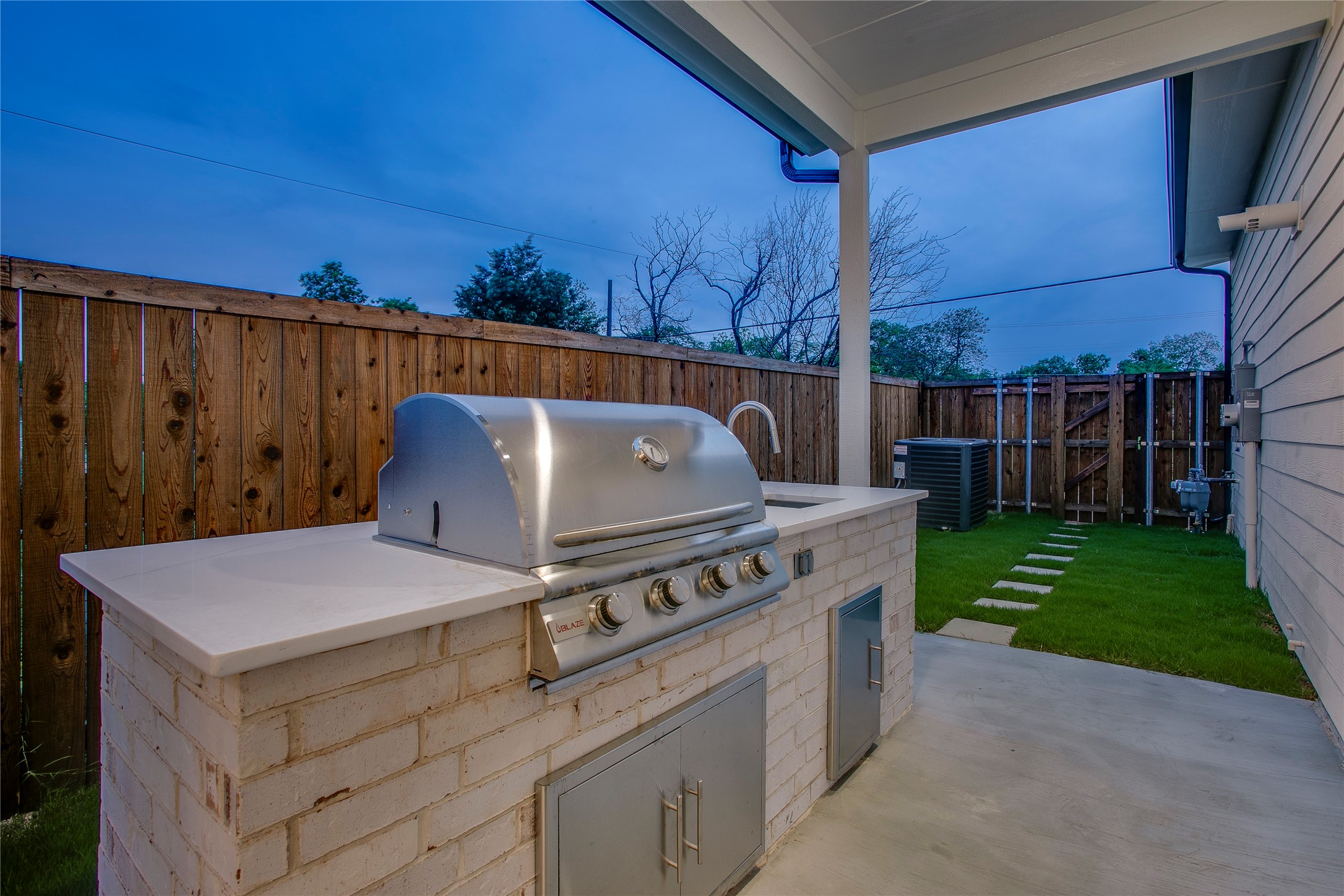 2313 S Vernon Avenue Dallas TX 75224
