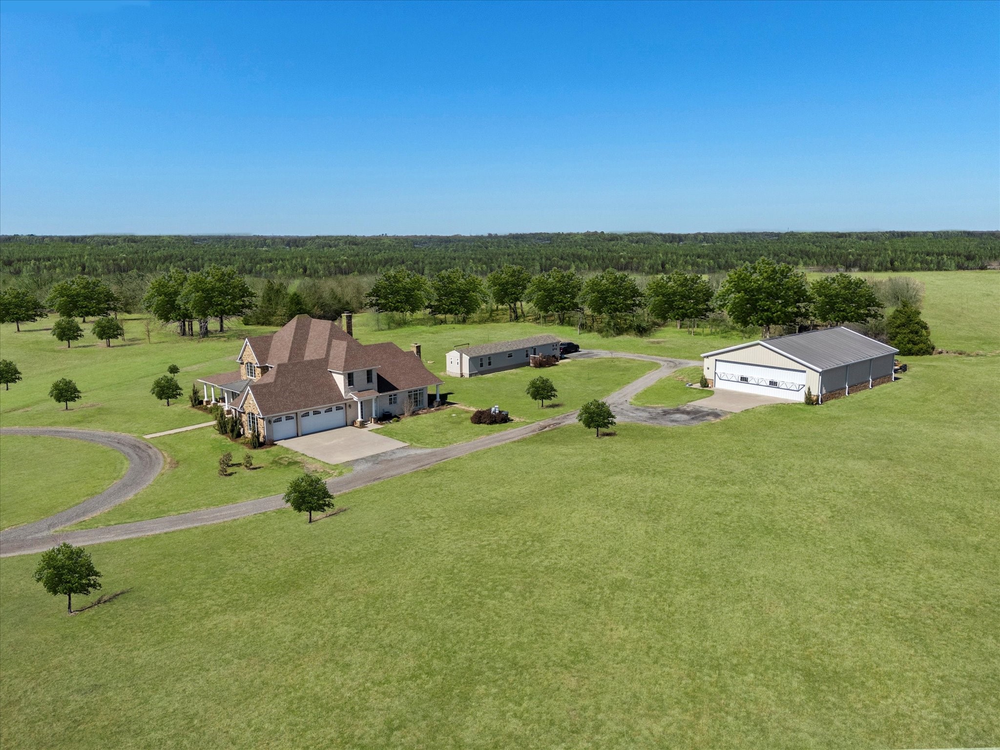 3086 County Road 4106 Greenville TX 75401