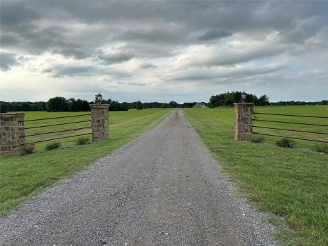 3086 County Road 4106 Greenville TX 75401