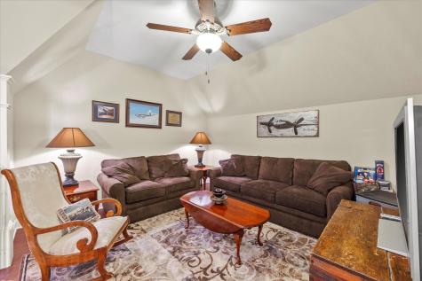 3086 County Road 4106 Greenville TX 75401