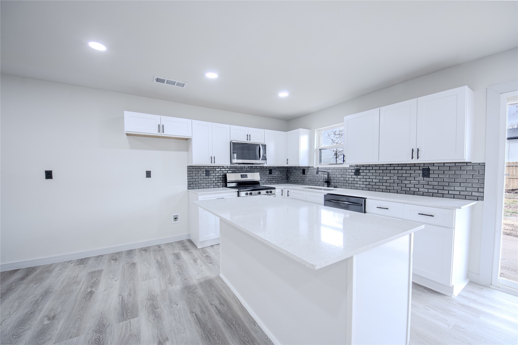 1101 Fouts Drive Irving TX 75061