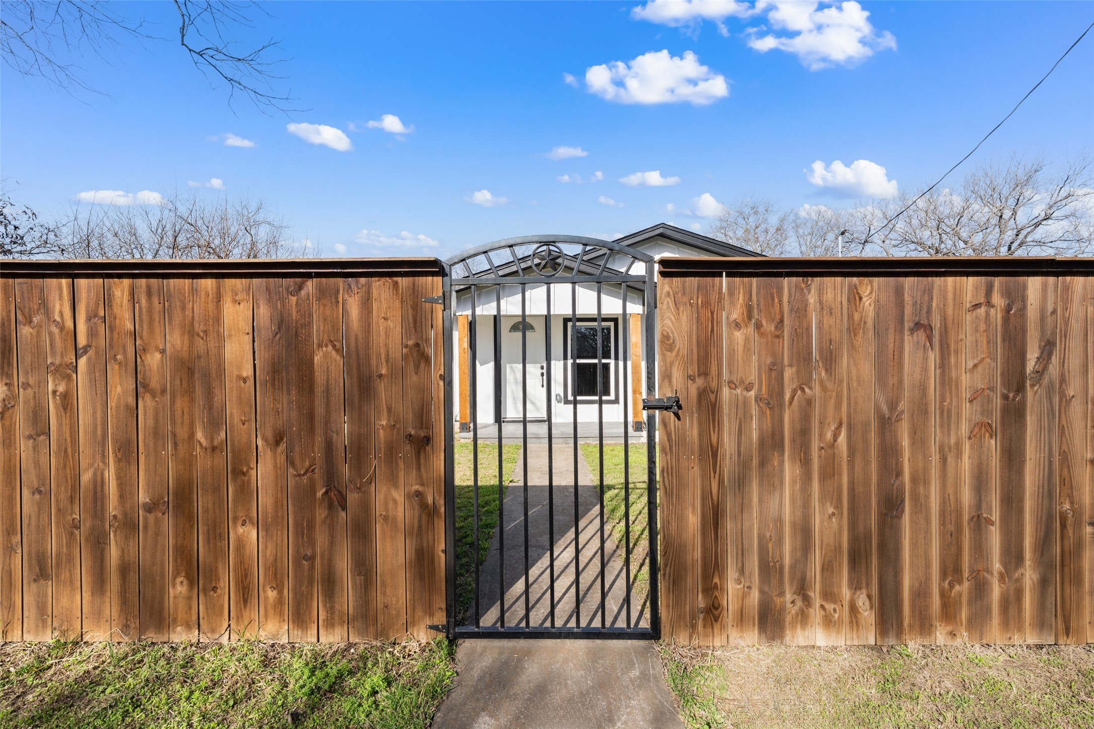 108 9th Street Valley Mills TX 76689