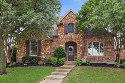 1366 Foster Street Lantana TX 76226