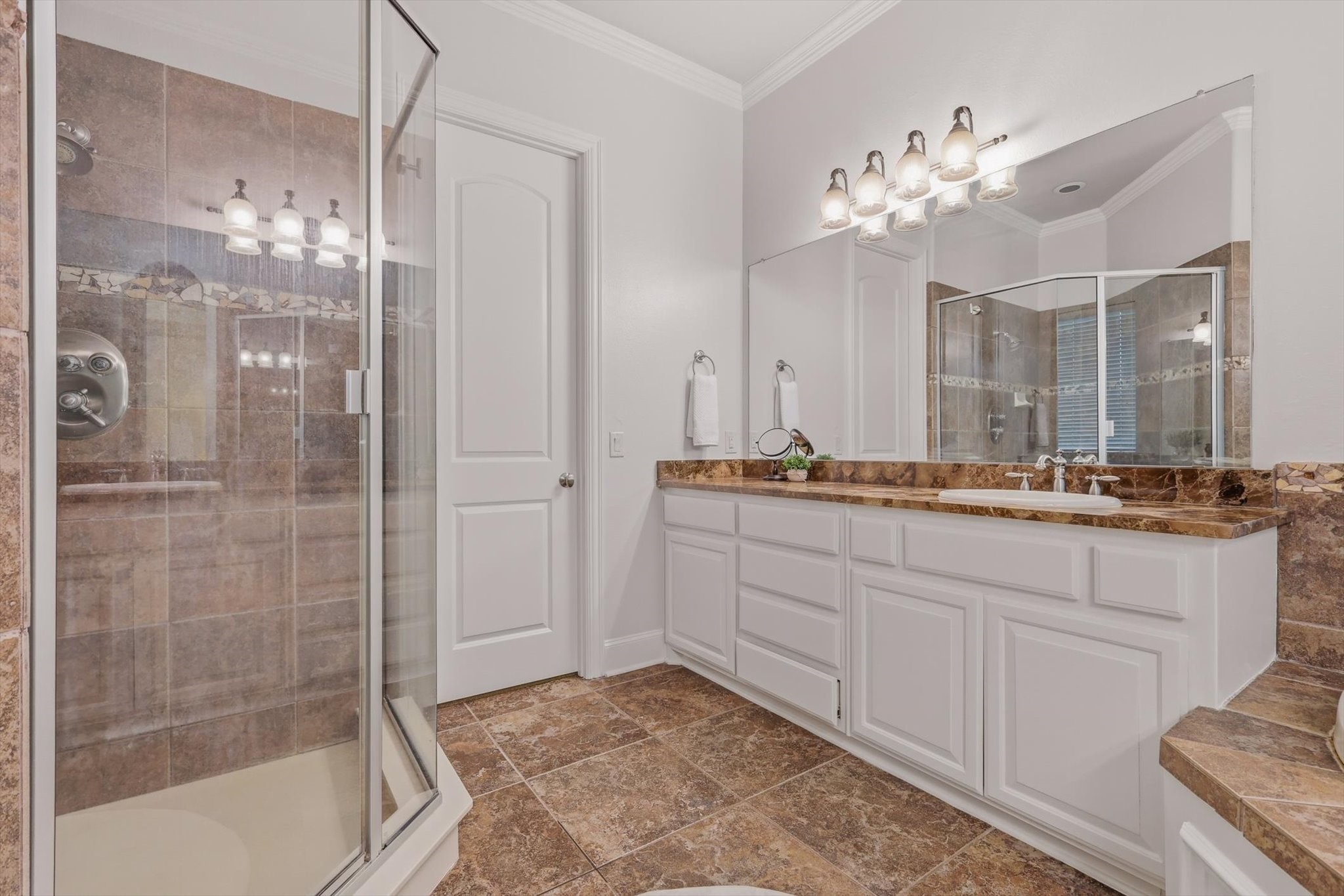 1366 Foster Street Lantana TX 76226