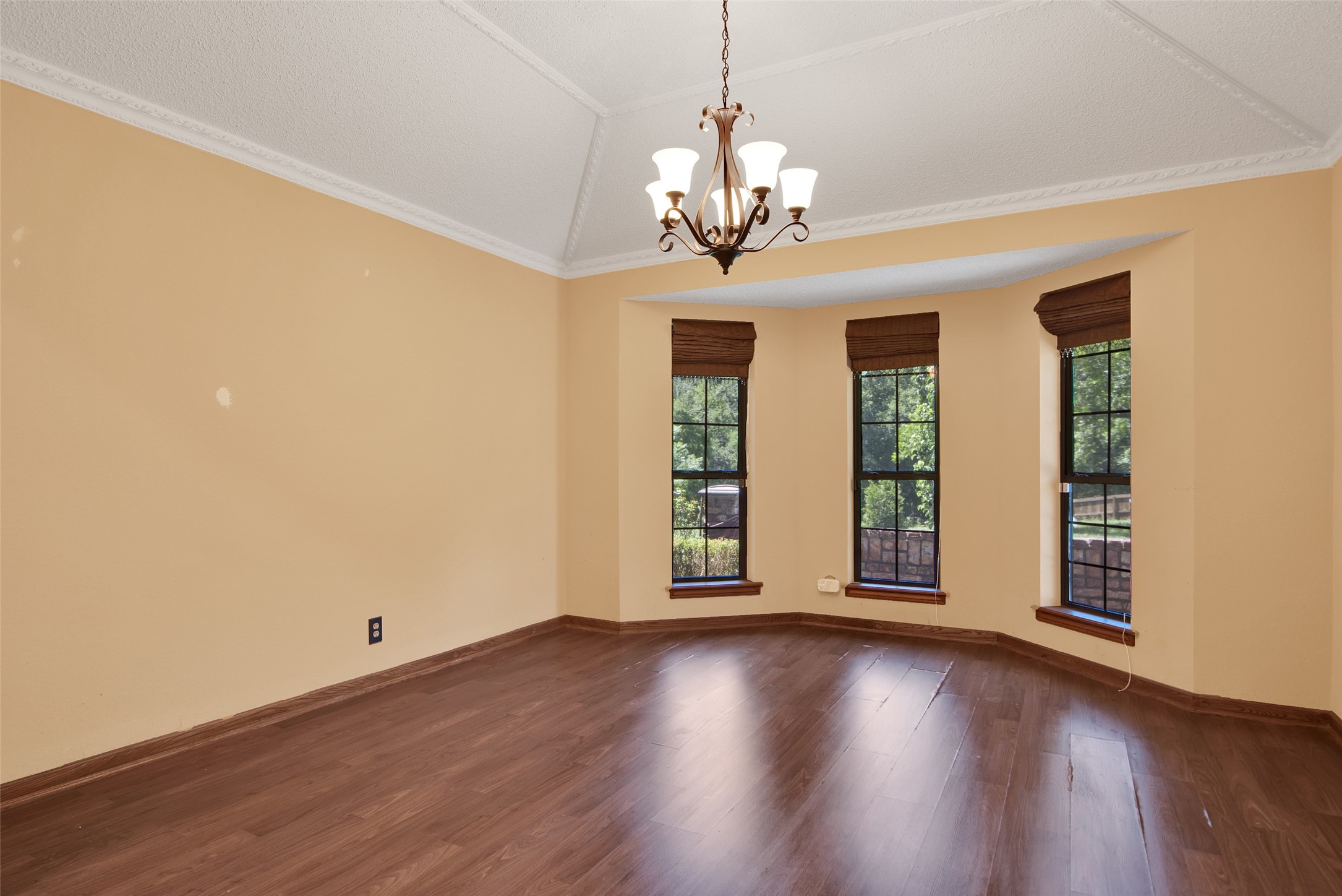 139 Golden Road Sherman TX 75090