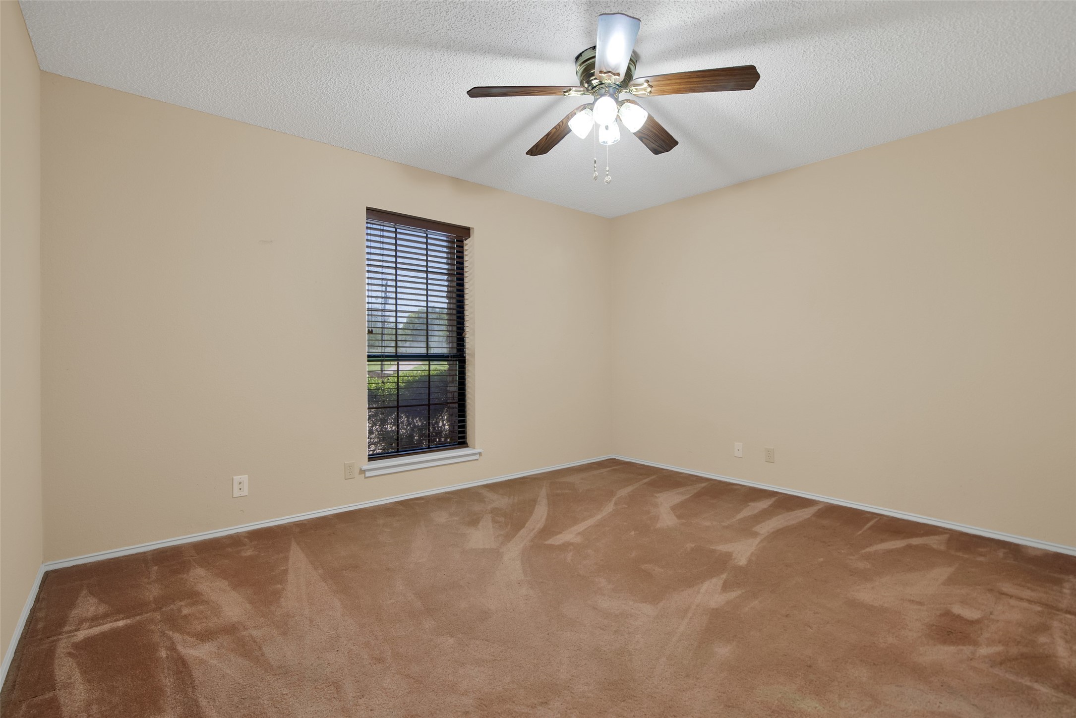 139 Golden Road Sherman TX 75090