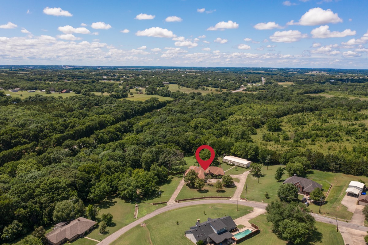 139 Golden Road Sherman TX 75090