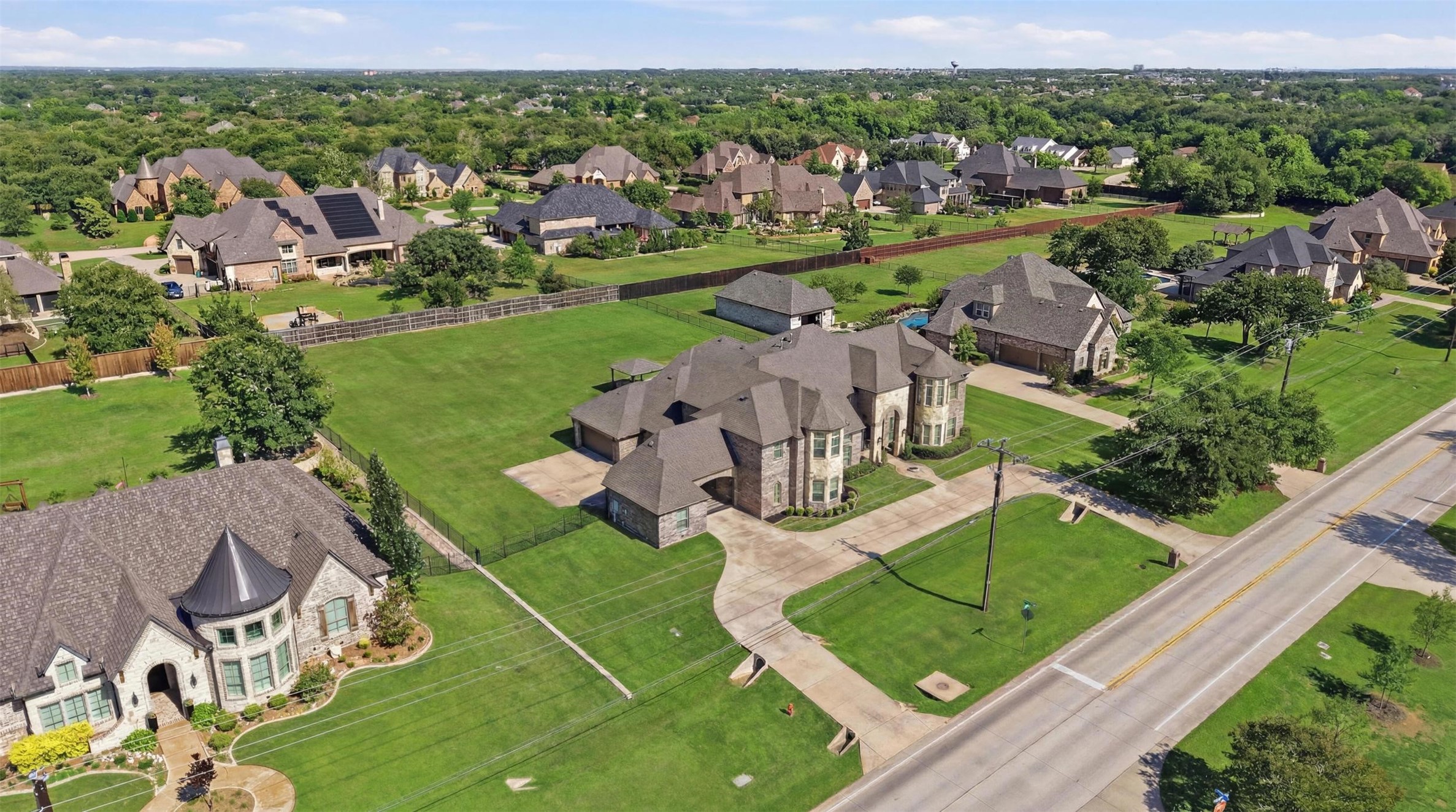 715 Simmons Road Double Oak TX 75077
