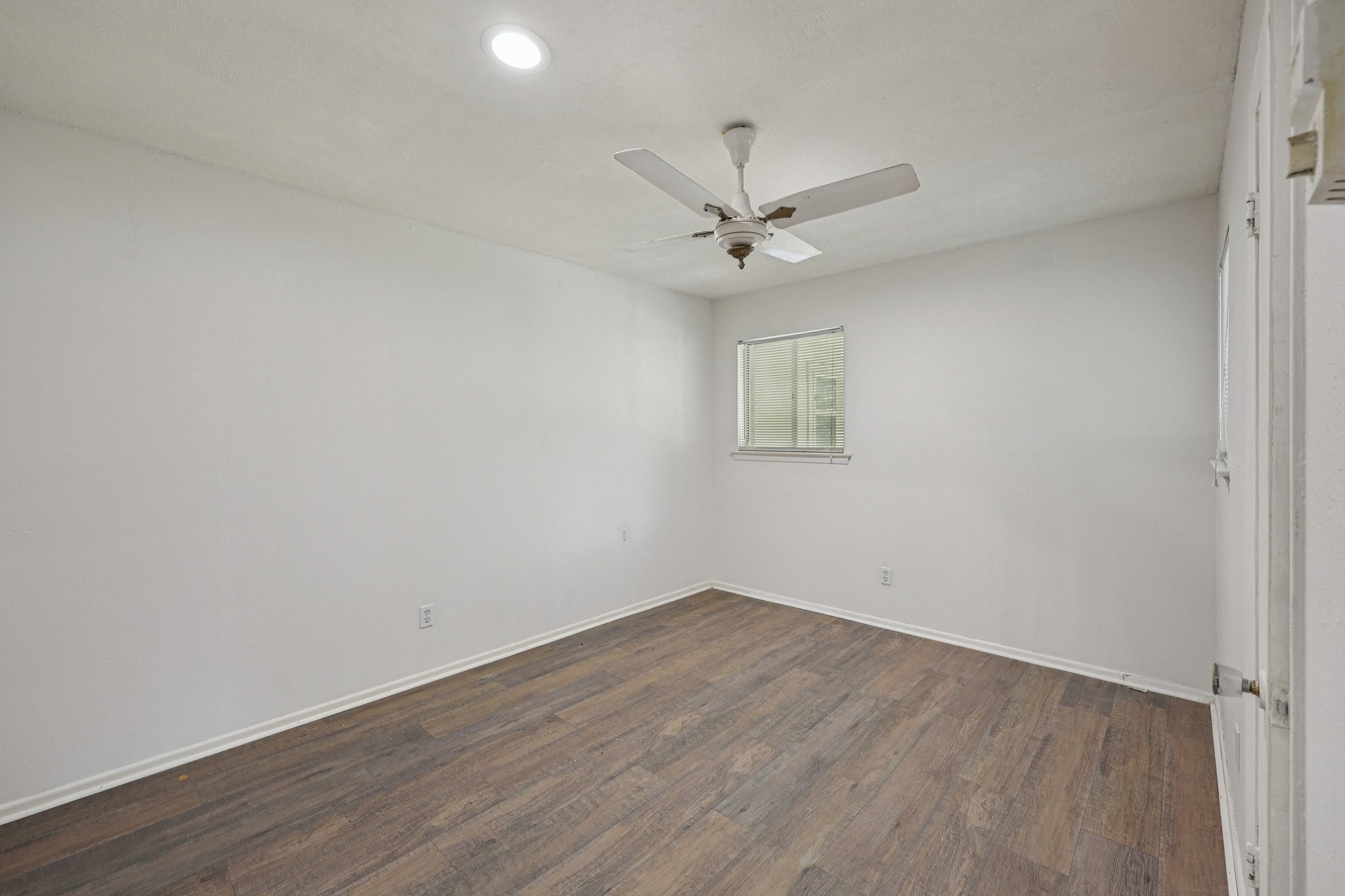 4720 South Drive W Fort Worth TX 76132