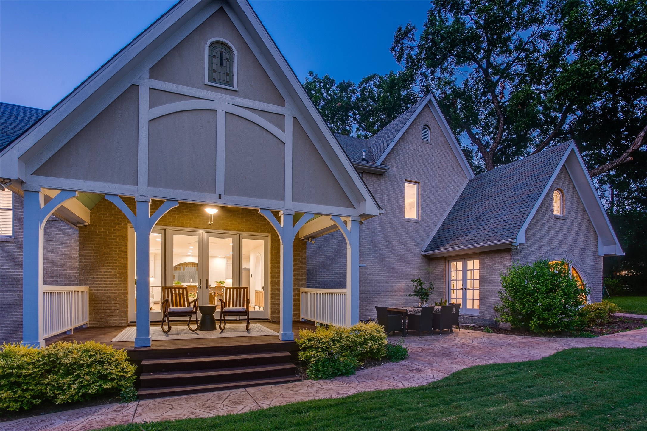 1033 Cedar Hill Avenue Dallas TX 75208