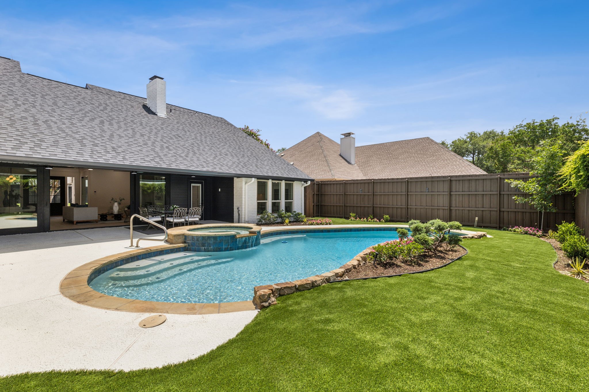 5702 Glen Heather Drive Dallas TX 75252